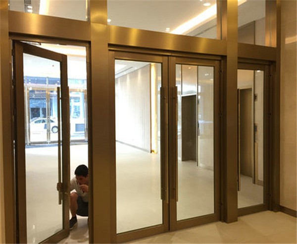 常開(kāi)式防火玻璃門